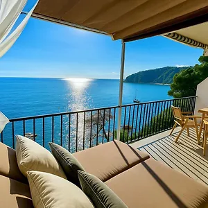 hotel-tossa-de-mar.catalonia-hotels.com/